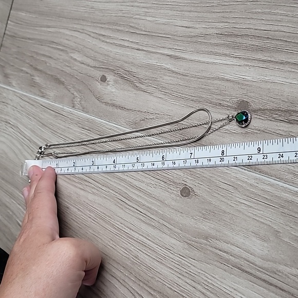 Kendra Scott Silver Toned Multi Strand Pendant Necklace - Picture 3 of 6